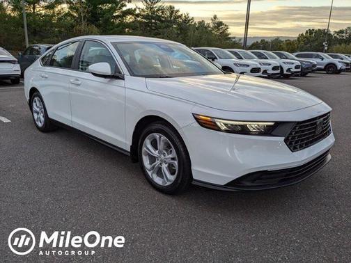 2025 Honda Accord LX 1.5T