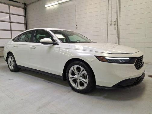 Platinum White Pearl 2023 Honda Accord LX 1.5T