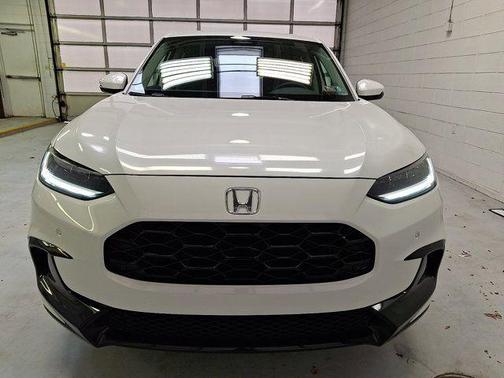 Platinum 2025 Honda HR-V EX-L