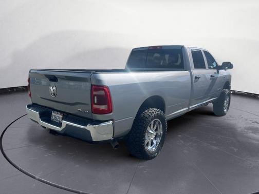 2021 RAM 3500 Tradesman Crew Cab 4x4 8' Box