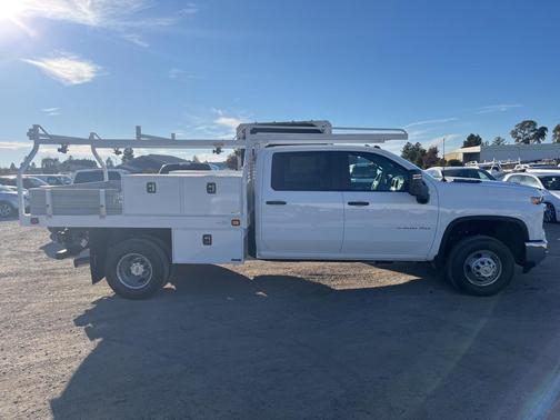2024 Chevrolet Silverado 3500 WT