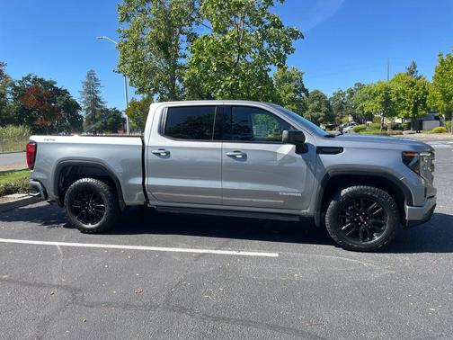 Sterling Metallic 2023 GMC Sierra 1500 Elevation