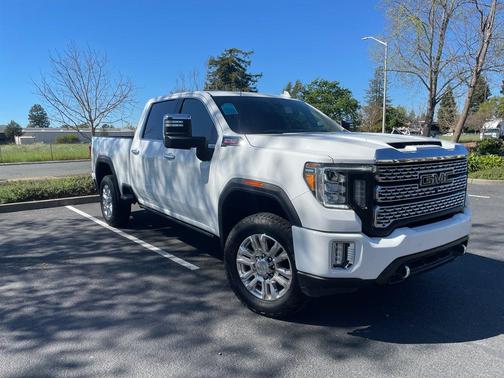 2023 GMC Sierra 2500 Denali
