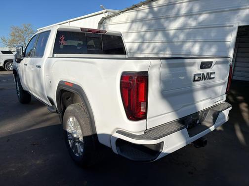 2023 GMC Sierra 2500 Denali