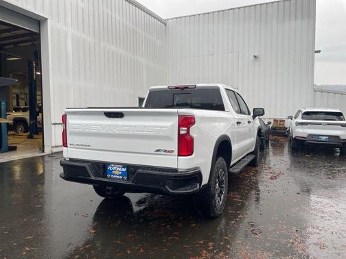 2025 Chevrolet Silverado 1500 ZR2