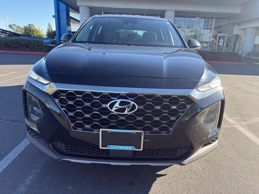 2019 Hyundai SANTA FE SE 2.4
