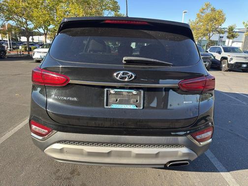 2019 Hyundai SANTA FE SE 2.4
