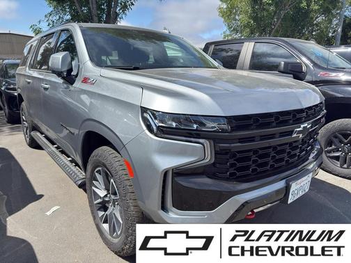 Sterling Gray Metallic 2023 Chevrolet Suburban 4WD Z71