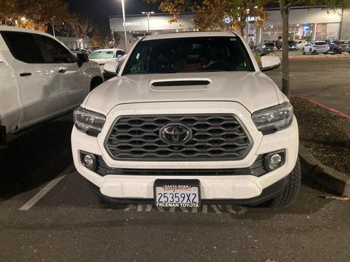 2020 Toyota Tacoma TRD Sport