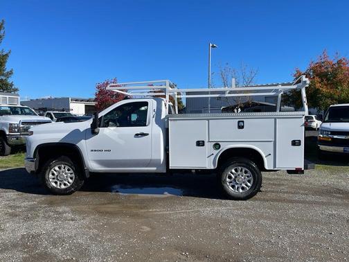 2025 Chevrolet Silverado 3500 WT