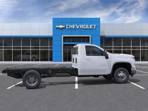 Summit White 2025 Chevrolet Silverado 3500 WT