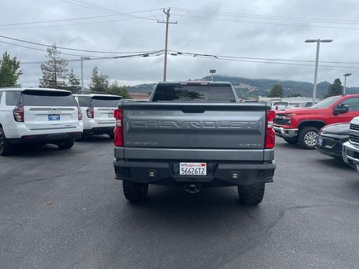 2019 Chevrolet Silverado 1500 Custom Trail Boss