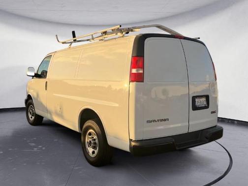 2023 GMC Savana 2500 Work Van