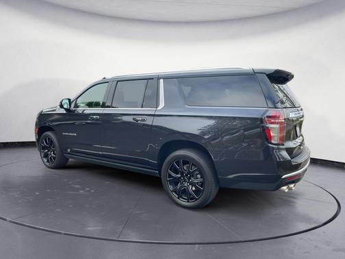 2023 Chevrolet Suburban 4WD High Country