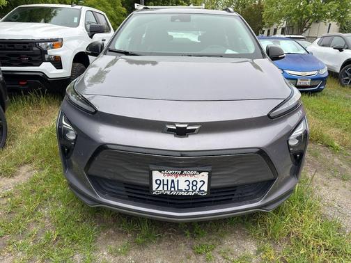 Gray Ghost Metallic 2023 Chevrolet Bolt EUV FWD LT