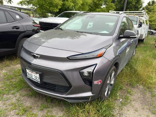Gray Ghost Metallic 2023 Chevrolet Bolt EUV FWD LT