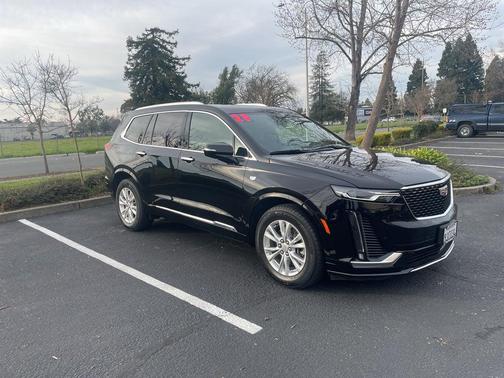 2023 Cadillac XT6 Luxury FWD