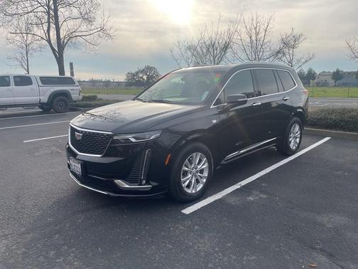 2023 Cadillac XT6 Luxury FWD