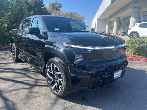 2024 Chevrolet Silverado EV First-Edition RST 4WD