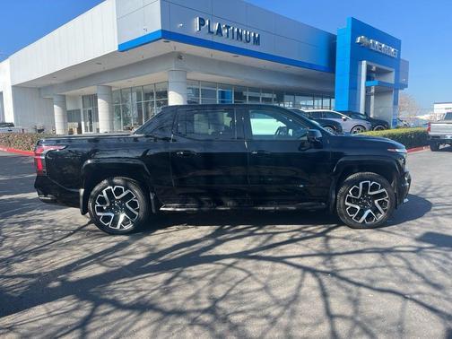 2024 Chevrolet Silverado EV First-Edition RST 4WD