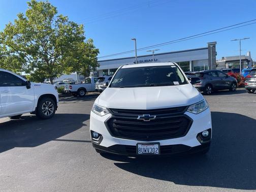 Summit White 2021 Chevrolet Traverse Premier