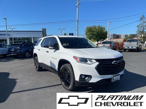 Summit White 2021 Chevrolet Traverse Premier
