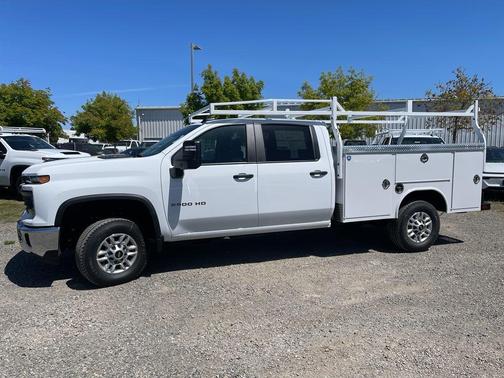 Summit White 2026 Chevrolet Silverado 2500 WT