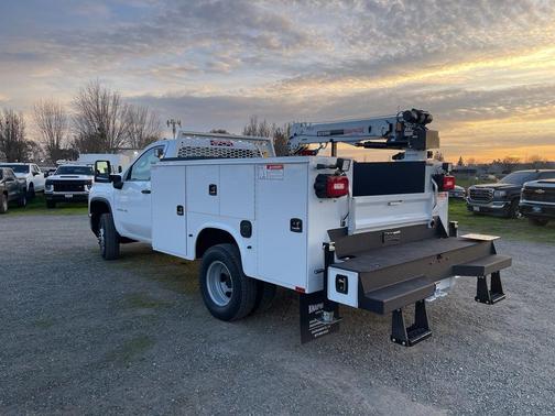 2026 Chevrolet Silverado 3500 WT