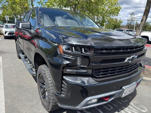 Black 2020 Chevrolet Silverado 1500 LT Trail Boss
