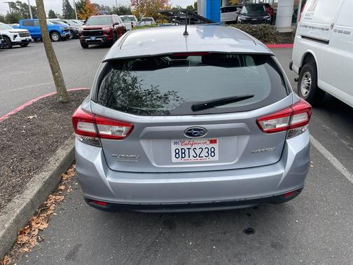 2018 Subaru Impreza 2.0i