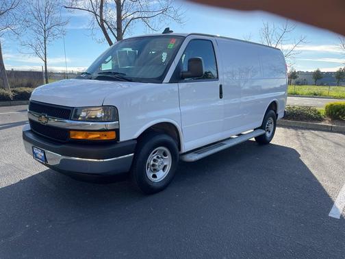 2024 Chevrolet Express 2500 RWD 2500 Regular Wheelbase WT