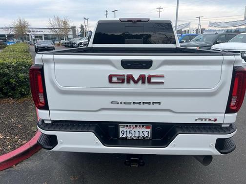 2023 GMC Sierra 2500 AT4