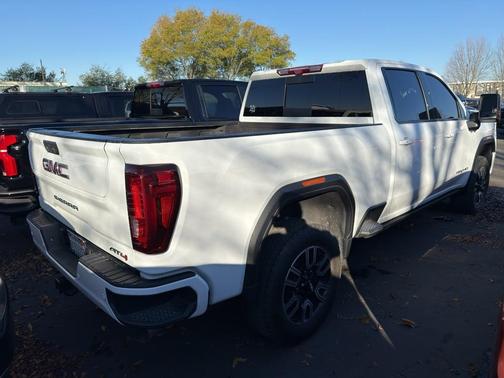 2023 GMC Sierra 2500 AT4