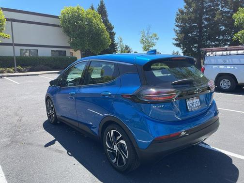 Bright Blue Metallic 2023 Chevrolet Bolt EV FWD 2LT