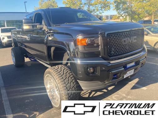 2015 GMC Sierra 2500 Denali