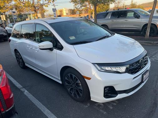 2025 Honda Odyssey Elite
