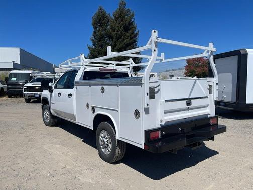 2025 Chevrolet Silverado 2500 WT