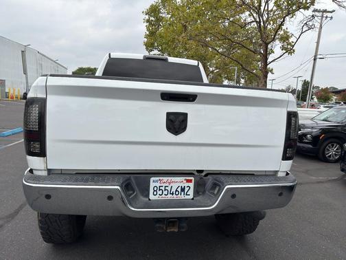 2018 RAM 2500 Tradesman Crew Cab 4x4 6'4' Box