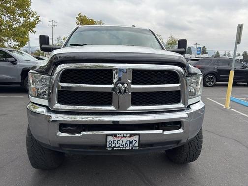 2018 RAM 2500 Tradesman Crew Cab 4x4 6'4' Box
