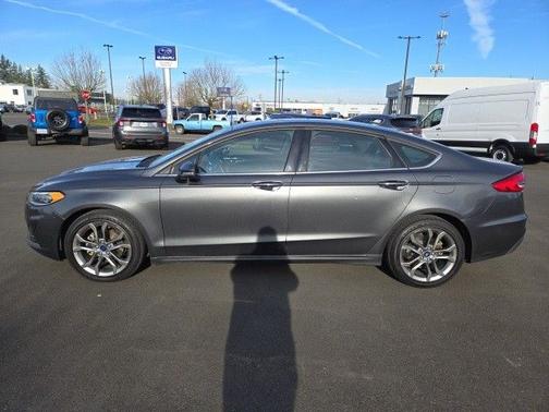 2020 Ford Fusion SEL