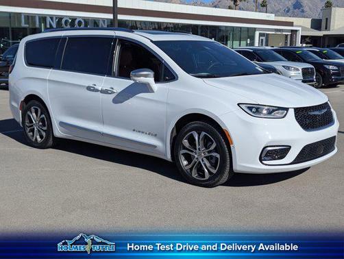 2024 Chrysler Pacifica L