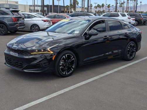 2024 Kia K5 GT-Line
