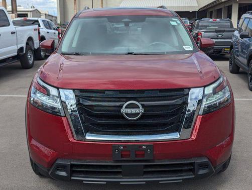 2022 Nissan Pathfinder SV 4WD