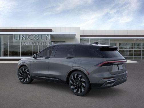 2025 Lincoln Nautilus Reserve