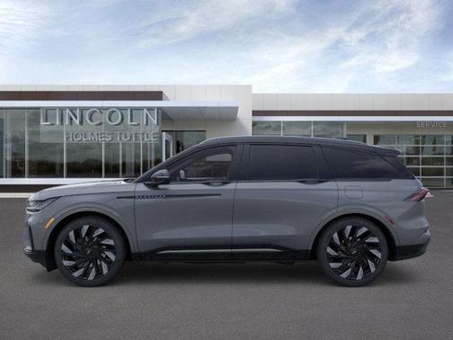 2025 Lincoln Nautilus Reserve
