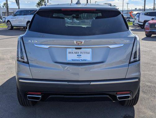 2025 Cadillac XT5 Sport