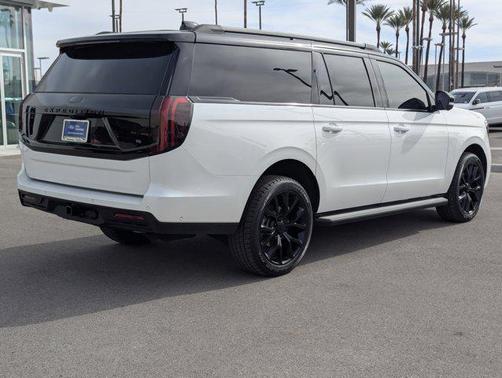 2025 Ford Expedition Max Active 4x2