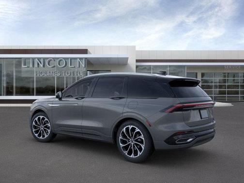 2025 Lincoln Nautilus Reserve