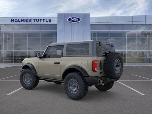 2025 Ford Bronco Base