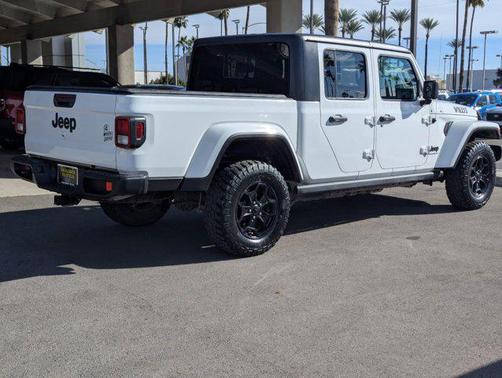 2023 Jeep Gladiator Willys 4x4